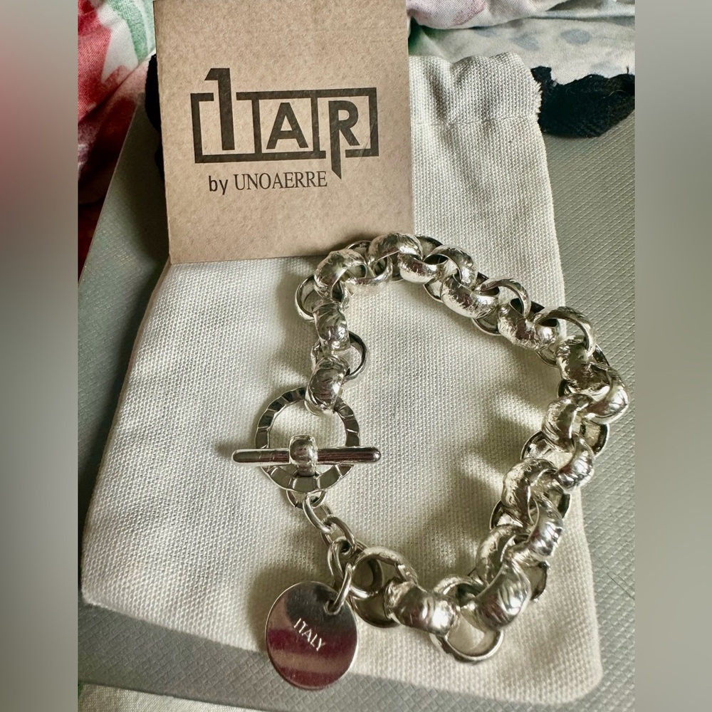 Italy Brand 1 AR by UNOERRE bracelet 6 1/2 inches. Like new!